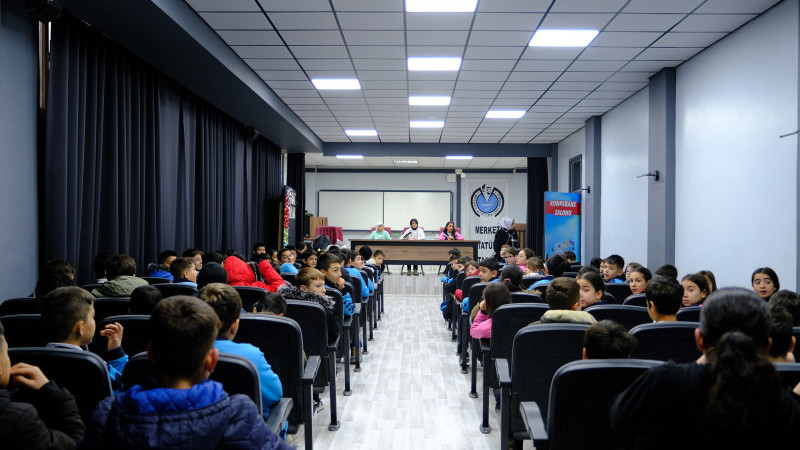 ÇOCUK MECLİSİ, İLÇE ZİYARETLERİYLE ÖĞRENCİLERE ULAŞIYOR