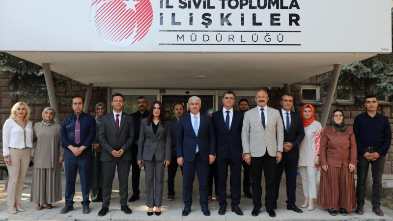 Konya Valisi Akın, STK Temsilcileriyle buluştu
