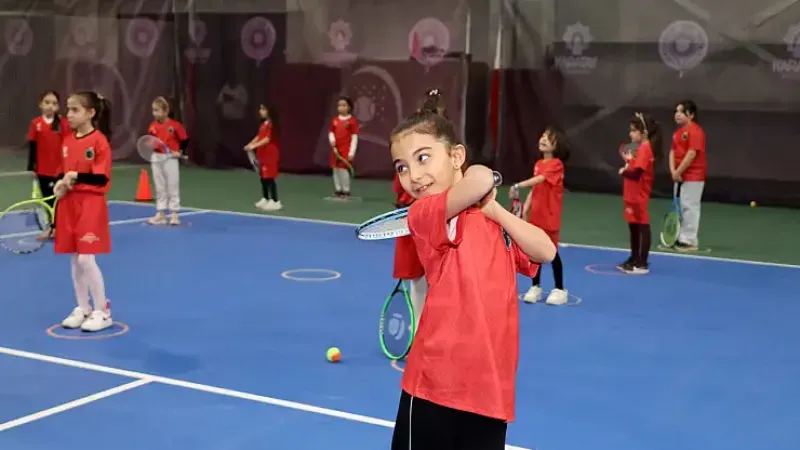 Konya'da ekrandan sahaya uzanan yol: 1600 öğrenci sporla büyüyor