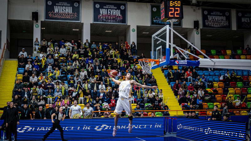 KONYA BÜYÜKŞEHİR BELEDİYESPOR PLAY-OFF YOLUNDAKİ MÜCADELEYİ KAZANDI