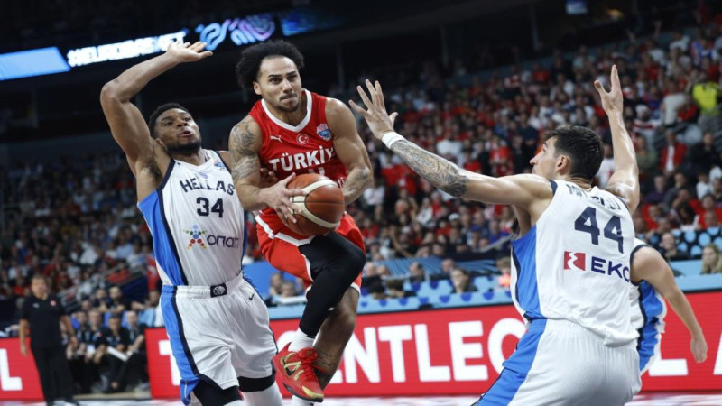  A Milli Erkek Basketbol Takımımız Yunanistan'ı yenerek finale adını yazdırdı