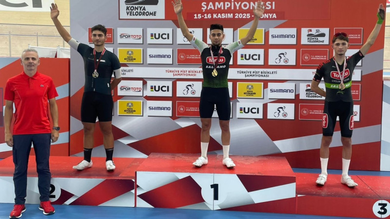 Konya Veledromu'nda Torku rüzgarı esti! Madalyalar peş peşe geldi
