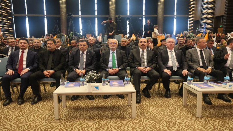 Bakanın yeminini engellemek demokrasiyi askıya almaktır