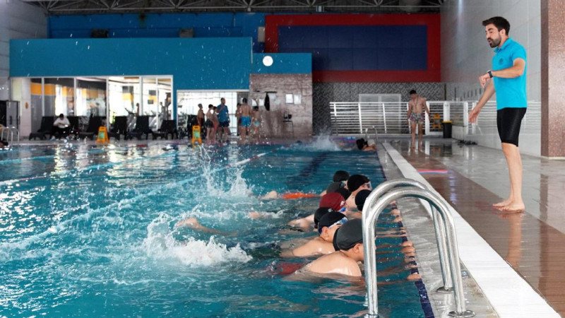 Konya Karatay’da Kış Spor Okulları Başladı! 1669 Öğrenci 13 Branşta Eğitim Alıyor